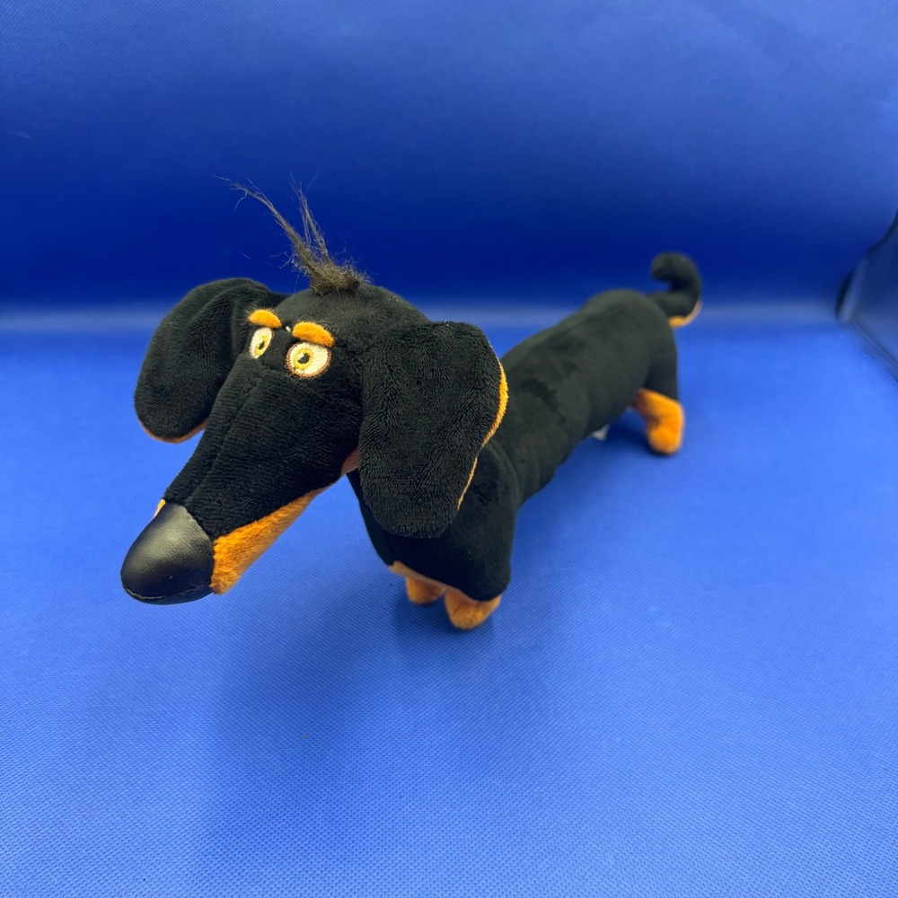 Secret Life of Pets Buddy Dachshund Spin Master Plush Toy 12" Weiner Dog Merch